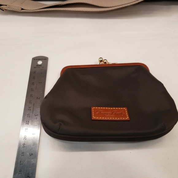 Dooney & Bourke Brown Toronto Messenger bag. NWT - Picture 12 of 16